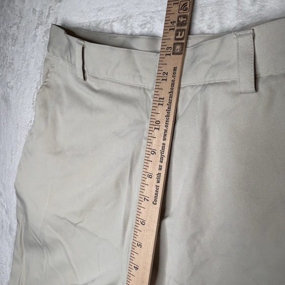 Nike Golf NikeFit Dry Tan Mens 34 Gripper‎ Waist Band Flat Front Shorts Chino - Picture 5 of 11